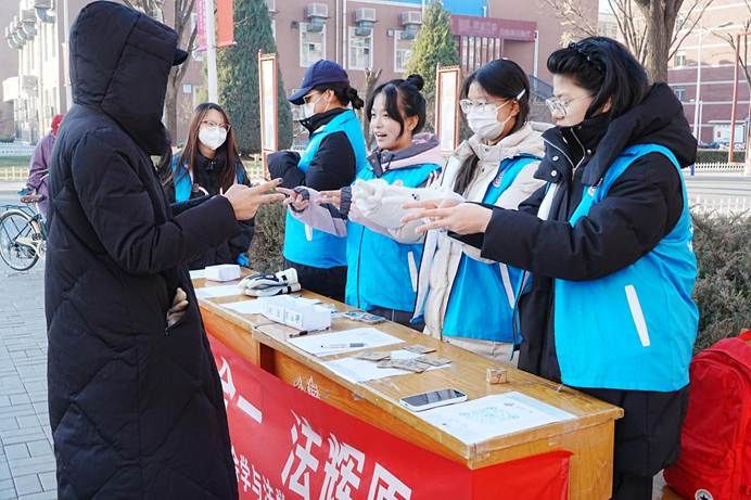 无声之海,汇爱成川1